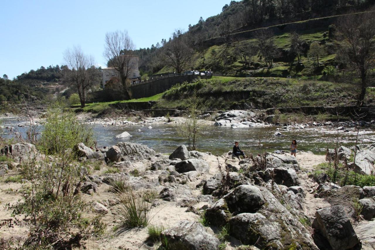 A L'Oree Des Cevennes Aigremont Екстериор снимка